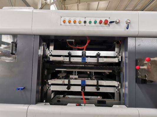 खरीदें सीई प्रमाणीकरण के साथ नालीदार बोर्ड ≤10 मिमी डाई कटर और स्ट्रिपिंग मशीन online manufacture